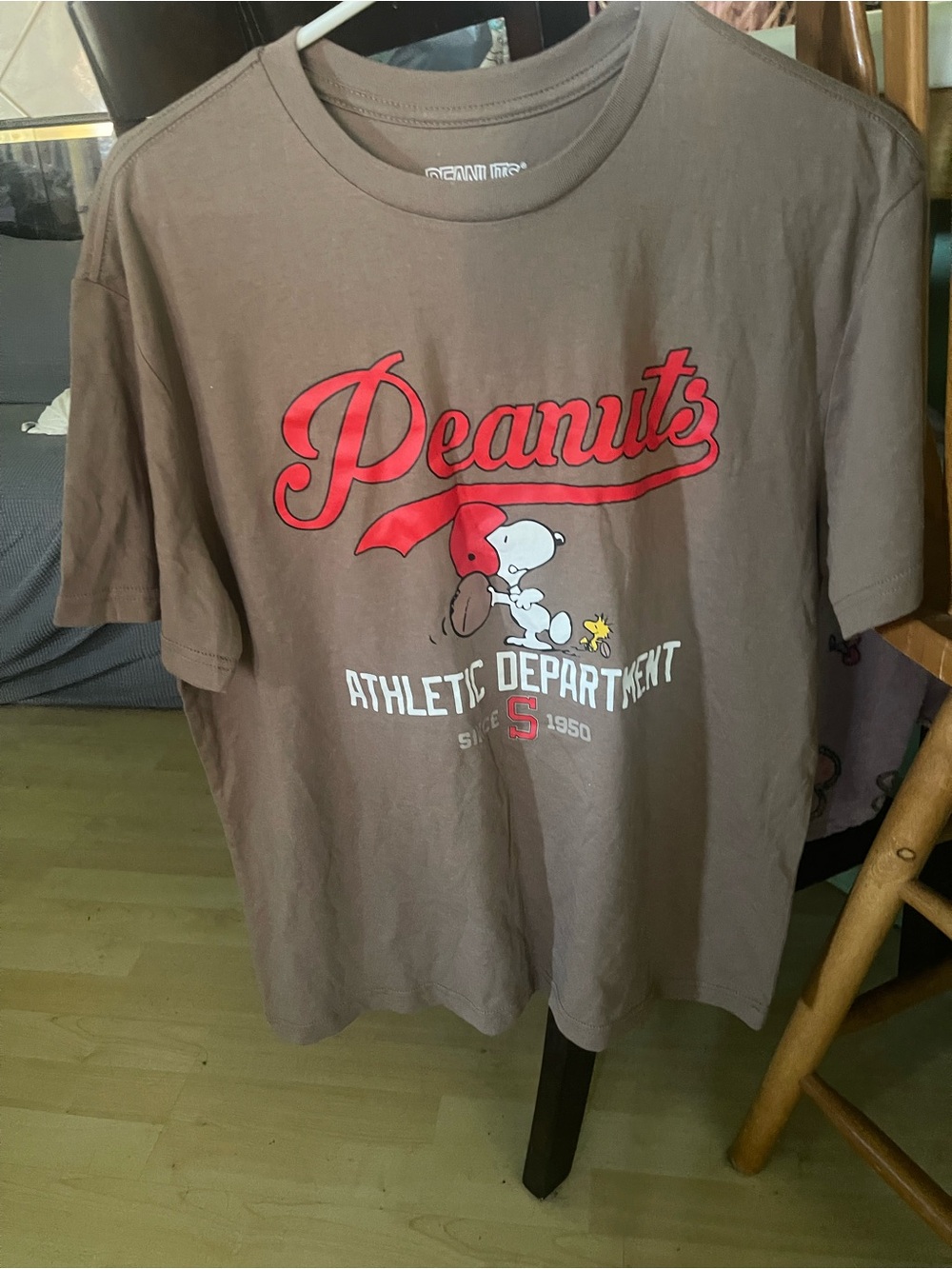 Peanuts Brown Short Sleeve Tee with Red Snoopy Graphic